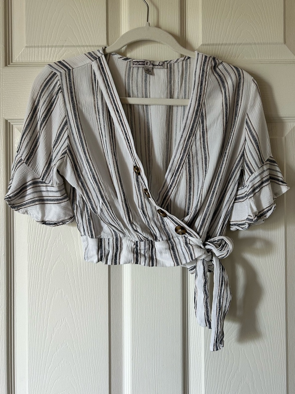 Gypsies & Moondust Striped Wrap Crop Top Black White Tie Front - Size Small